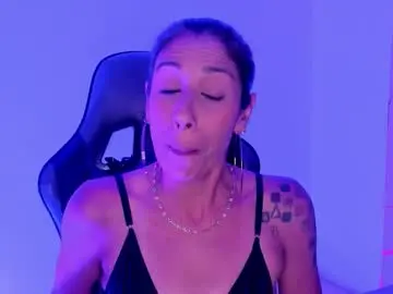 Chaturbate Sex Cam of maya_storm_