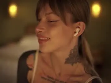 Chaturbate Live Sex Cam of mileeena