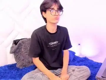 Chaturbate Watch Live Sex Cams of noahtwink18