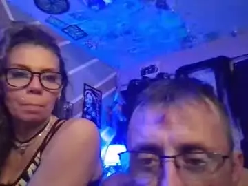 we_r_freaks from chaturbate