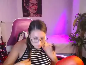 Chaturbate Live Sex of esmeralda098