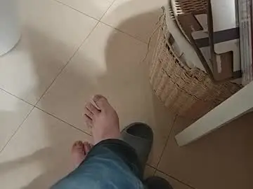 Chaturbate Live Porn of givemefeethung