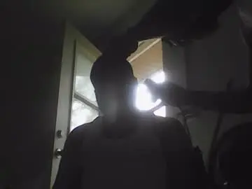 Chaturbate Live Sex Cam of legendpapi2323