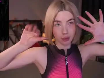 Chaturbate Live Sex Cam of lindathacker