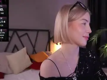 Chaturbate Best live sex cam show of lindathacker