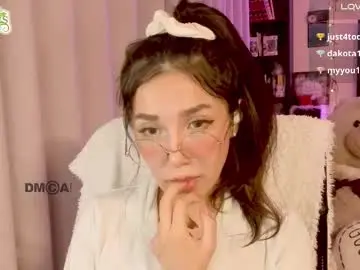 Chaturbate Watch Live Sex Cams of shyangie24