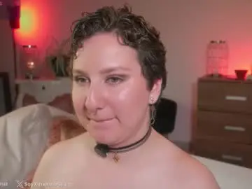 Chaturbate Live Sex Cam of ximenna_cruz_