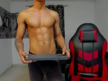 Chaturbate Watch Live Sex Cams of bruno_snow