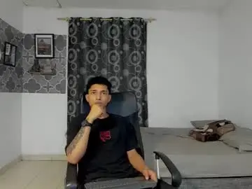 Chaturbate Best live sex cam show of bruno_snow