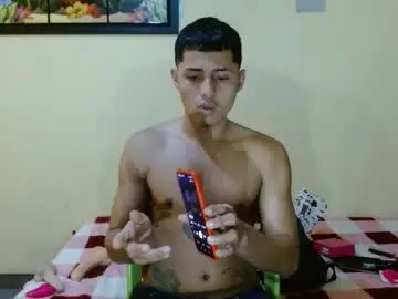 Chaturbate Adult Webcam of lil_condor_baby