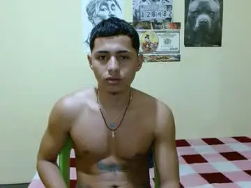 Chaturbate Nude Webcam of lil_condor_baby