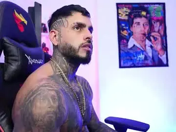 Chaturbate Watch Live Sex Cams of logan_hugh8