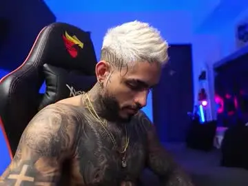 Chaturbate Adult Webcam of logan_hugh8