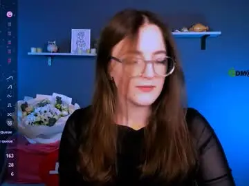 luna_berryy from chaturbate