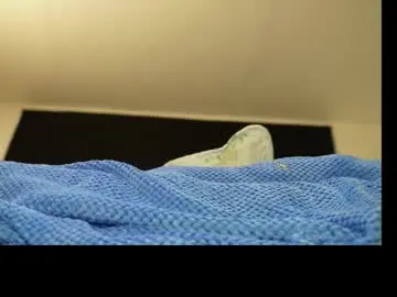 Chaturbate Watch Live Sex Cams of badlilbambi