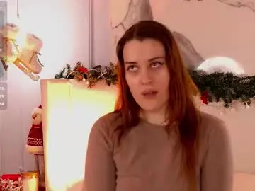 ellielarson from chaturbate