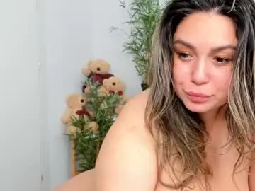 Chaturbate Best live sex cam show of sexycreolyta4u