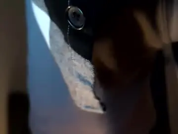 Chaturbate Adult Video Chat of frenchymontreal