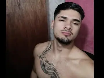 Chaturbate Live Sex Cam of jack_hills2