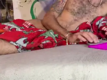 kamikazeozzy_juicylucee from chaturbate