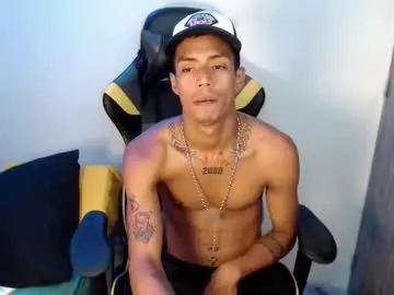 Chaturbate Free Live Porn of nando_col