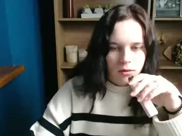 Chaturbate Free Porn Cam of shy_lil