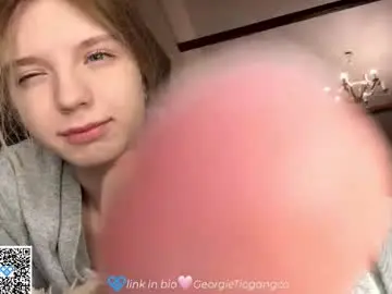 Chaturbate Sex Cam of chloe_show