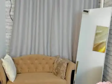 Chaturbate Watch Live Sex Cams of ester_rabin