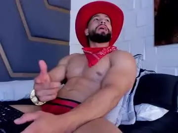 Chaturbate Nude Webcam of massimofiore_