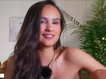 Chaturbate Live Sex Cam of alana_haze