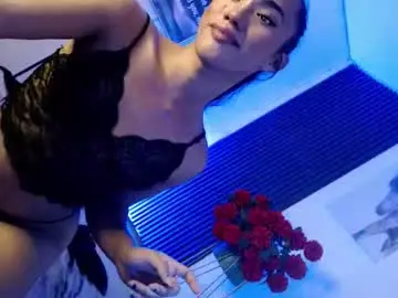 Chaturbate Live Sex of darkxmonica1111