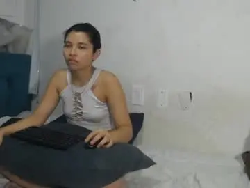 horny_guyscg from chaturbate