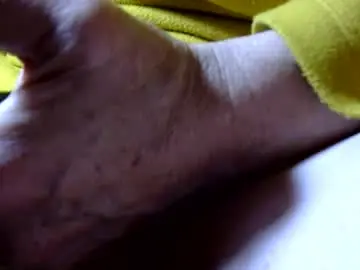 Chaturbate Live Sex Cam of seeus24