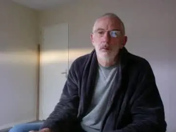 Chaturbate Adult Webcams of taliesin4321