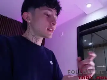 Chaturbate Watch Live Sex Cams of troy_rouge