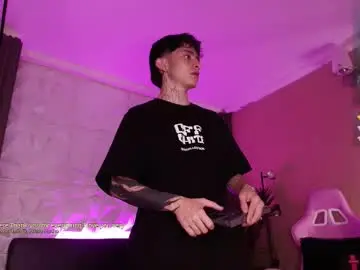 troy_rouge from chaturbate