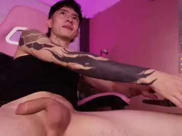 Chaturbate Watch Live Sex Cams of troy_rouge