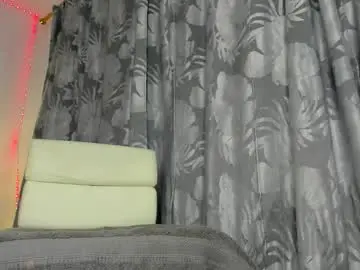 Chaturbate Adult Video Chat of xshantall_hotx