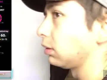 Chaturbate Live Sex of alecadrews_