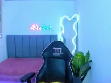 Chaturbate Live Porn of chiara_tay