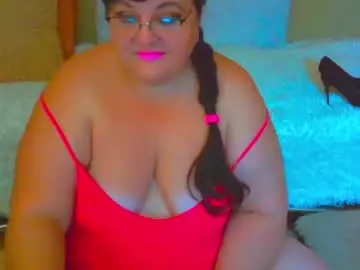 Chaturbate Live Sex Cam of lolalove999