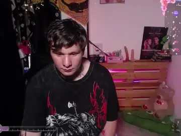 Chaturbate Free Porn Cam of noah420sr