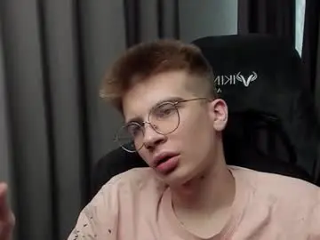 Chaturbate Adult Webcam of oscar_big_dick