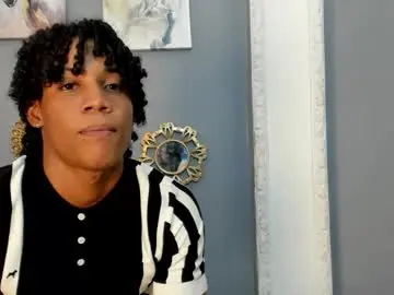 Chaturbate Free Live Porn of axel_silva3