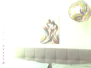 Chaturbate Live Sex Cam of hellen_starx