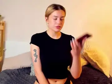 Chaturbate Live Sex Cam of alicepatton