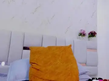 Chaturbate Live Sex Cam of celeste_smmith_