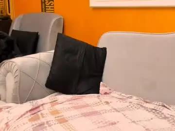 Chaturbate Live Sex Cam of sweetale3