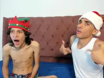 Chaturbate Adult Video Chat of dady_show69