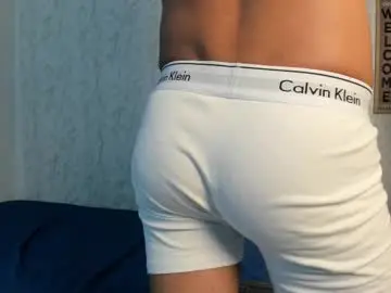 Chaturbate Live Porn of dady_show69